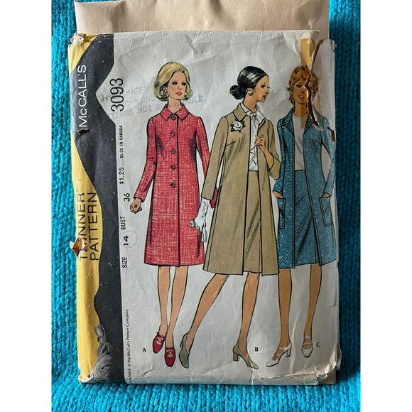 McCalls Sewing pattern 3093 Trench overcoat 1970s Size 14 - Picture 1 of 5